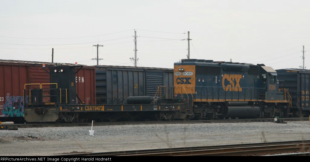 CSX 8086 & remote work the yard